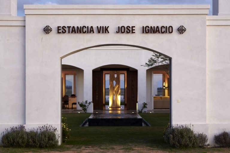 ESTANCIA VIK - Entrance